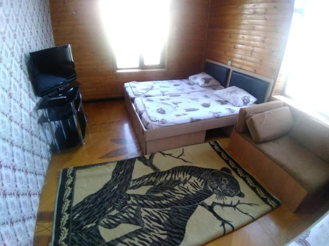 Baku Guest Hostel Esterno foto